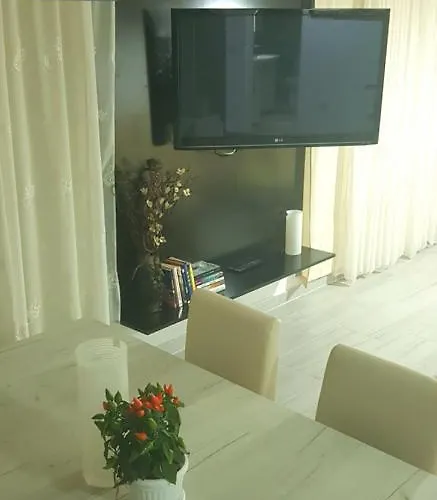 Apartment Jurko House 1 *